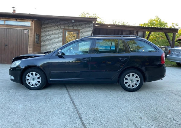 Skoda Octavia cena 7800 przebieg: 320000, rok produkcji 2009 z Pniewy małe 172